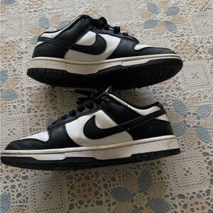 Nike Men’s Black & White Low-Top Sneakers